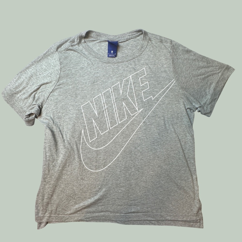 Nike T-Shirt Mens XL Gray Futura Logo Short Sleeve 872120-063 Athletic Tri-Blend